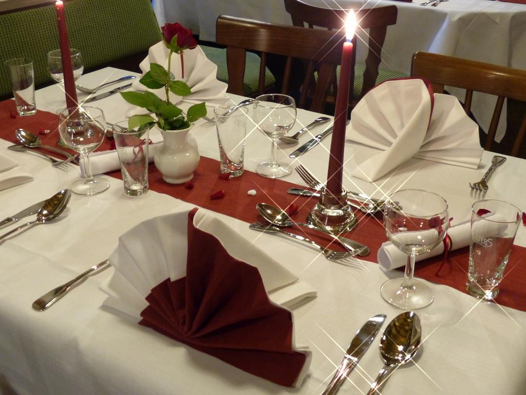 ארטרן Hotel Friedchen Mit Eigener Fleischerei מראה חיצוני תמונה