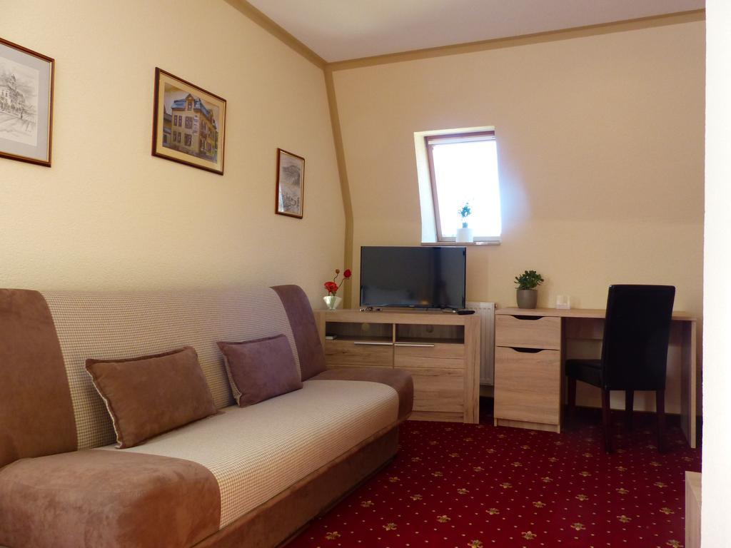 ארטרן Hotel Friedchen Mit Eigener Fleischerei מראה חיצוני תמונה