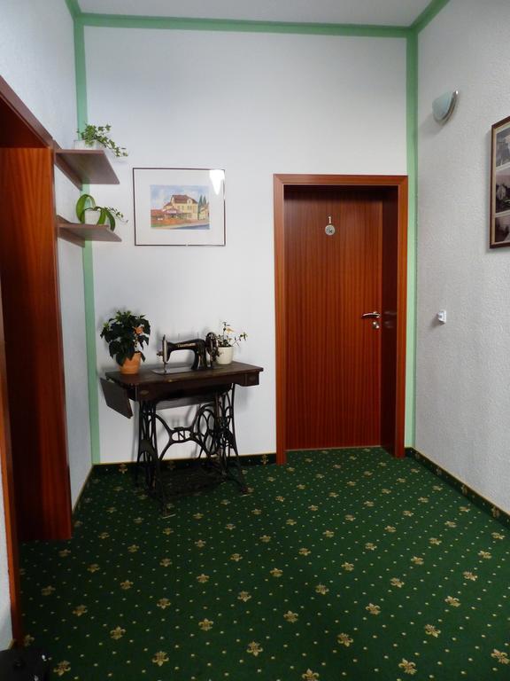 ארטרן Hotel Friedchen Mit Eigener Fleischerei מראה חיצוני תמונה