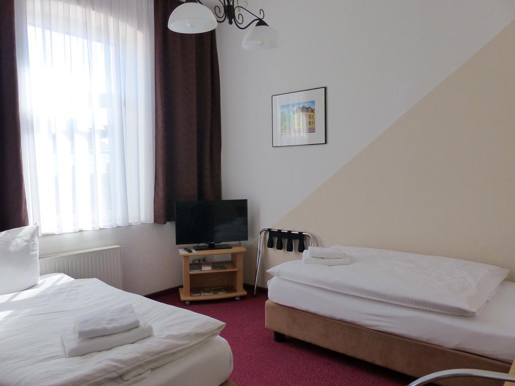 ארטרן Hotel Friedchen Mit Eigener Fleischerei מראה חיצוני תמונה