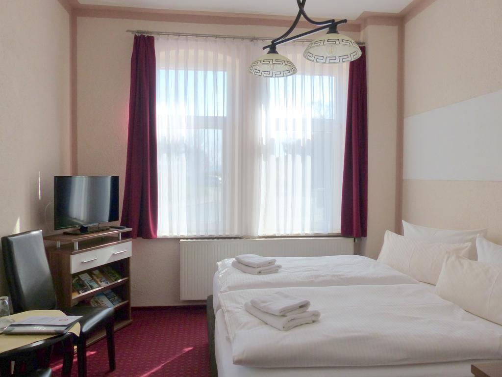 ארטרן Hotel Friedchen Mit Eigener Fleischerei מראה חיצוני תמונה