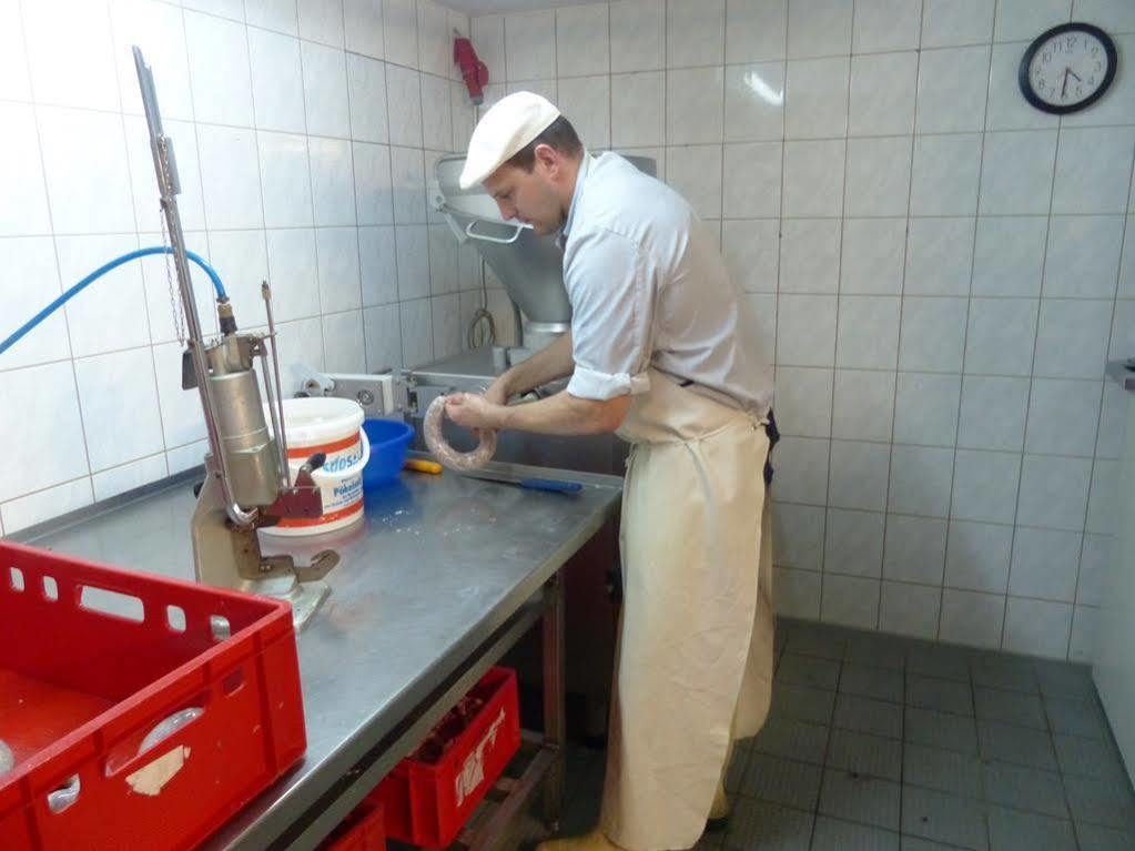 ארטרן Hotel Friedchen Mit Eigener Fleischerei מראה חיצוני תמונה